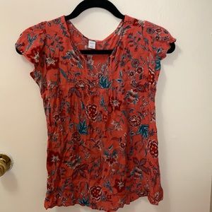 Women’s floral sleeveless blouse